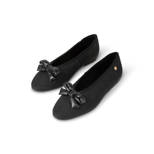 Black Bow Flat